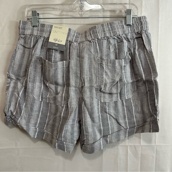 Style & Co Womens MidRise Grey Stripe Paperbag Shorts Size Medium - Picture 7 of 9